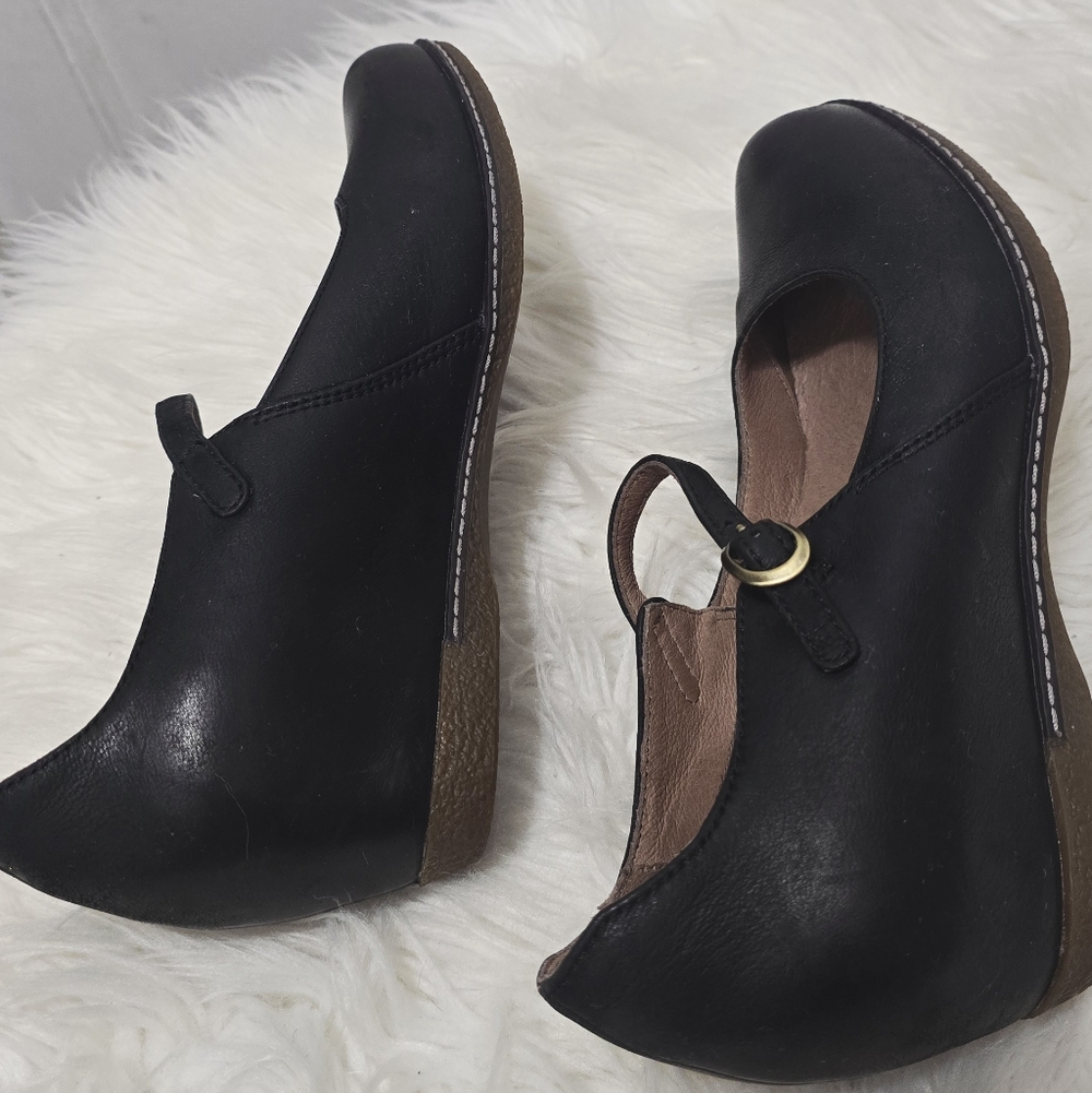 Dansko Mary Jane Womens Black Leather Wedge Shoe Size 36 - Picture 7 of 10
